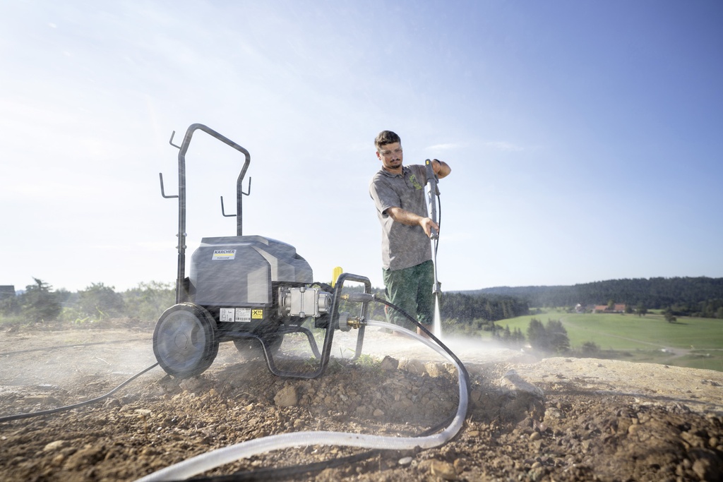 Hidrolavadora Agua Fría Modelo HD 6/15-4 M Classic EU Presión 150 Caudal 10 L/Min 220V Karcher